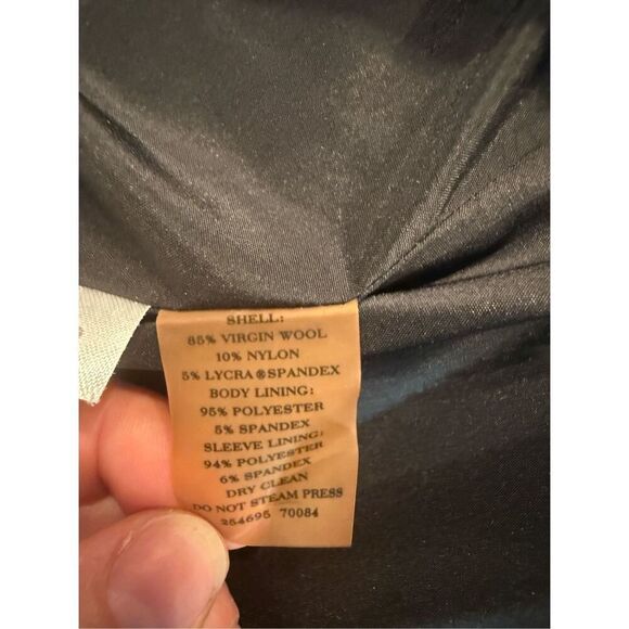Ann Taylor Black All Season Wool Blazer- size 8 - Picture 5 of 6